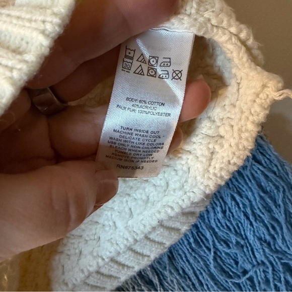 Aspen Kids Poncho Top size M 7-8 - Picture 5 of 5